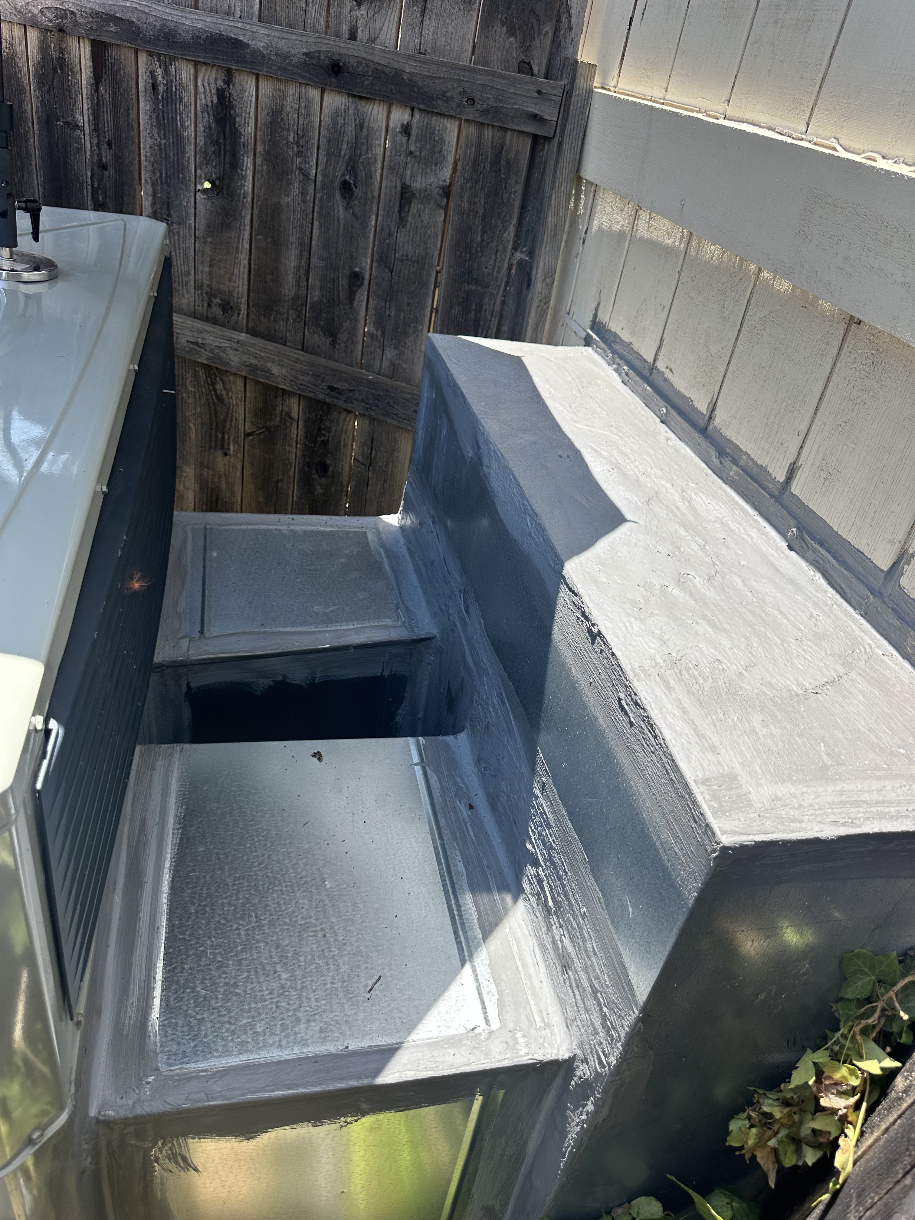 On-the-floor unit system
